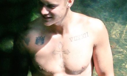 Justin Bieber naked in Hawaii might give you some feels.